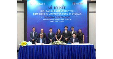 VinFast expands service network in Indonesia through partnership with PT Oto Klix Indonesia