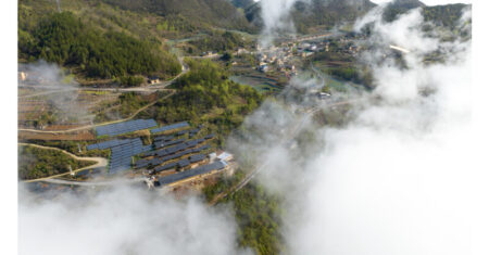 Zero-Carbon Village Rises in Tujia Countryside