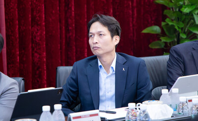 Kim Yang-Jin, director of the general of the business division abroad, Jungkwanjang KGC