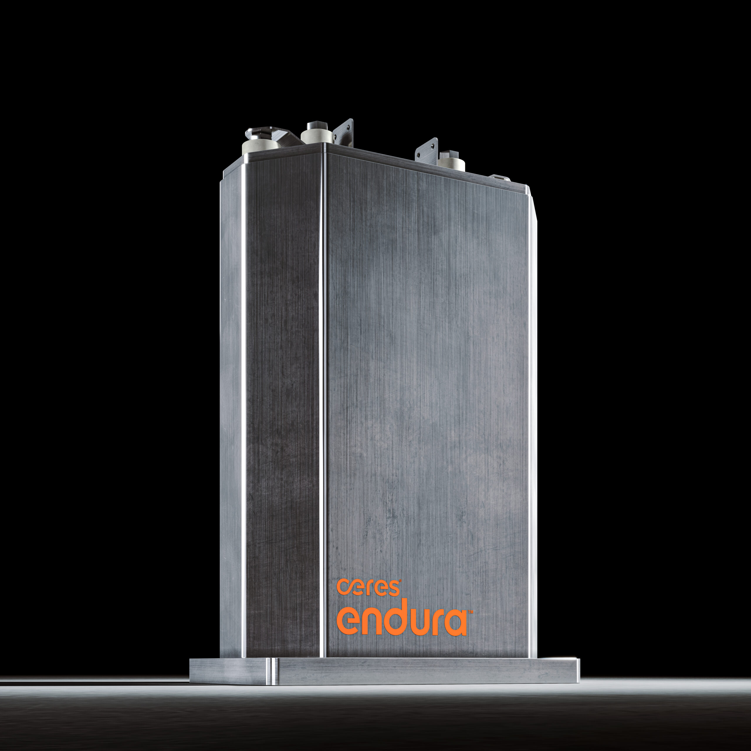 Ceres Endura Hero Shot