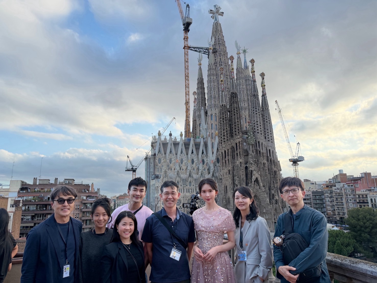 TVBS, NHK, HTC together documented a defining milestone in the Sagrada Família's history. TVBS cultural ambassador Lin Chi-ling joined the reporting team in Barcelona.