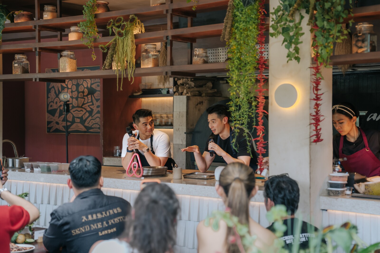 Left: Chef Arnold Poernomo | Right: Chef Reynold Poernomo (Airbnb)