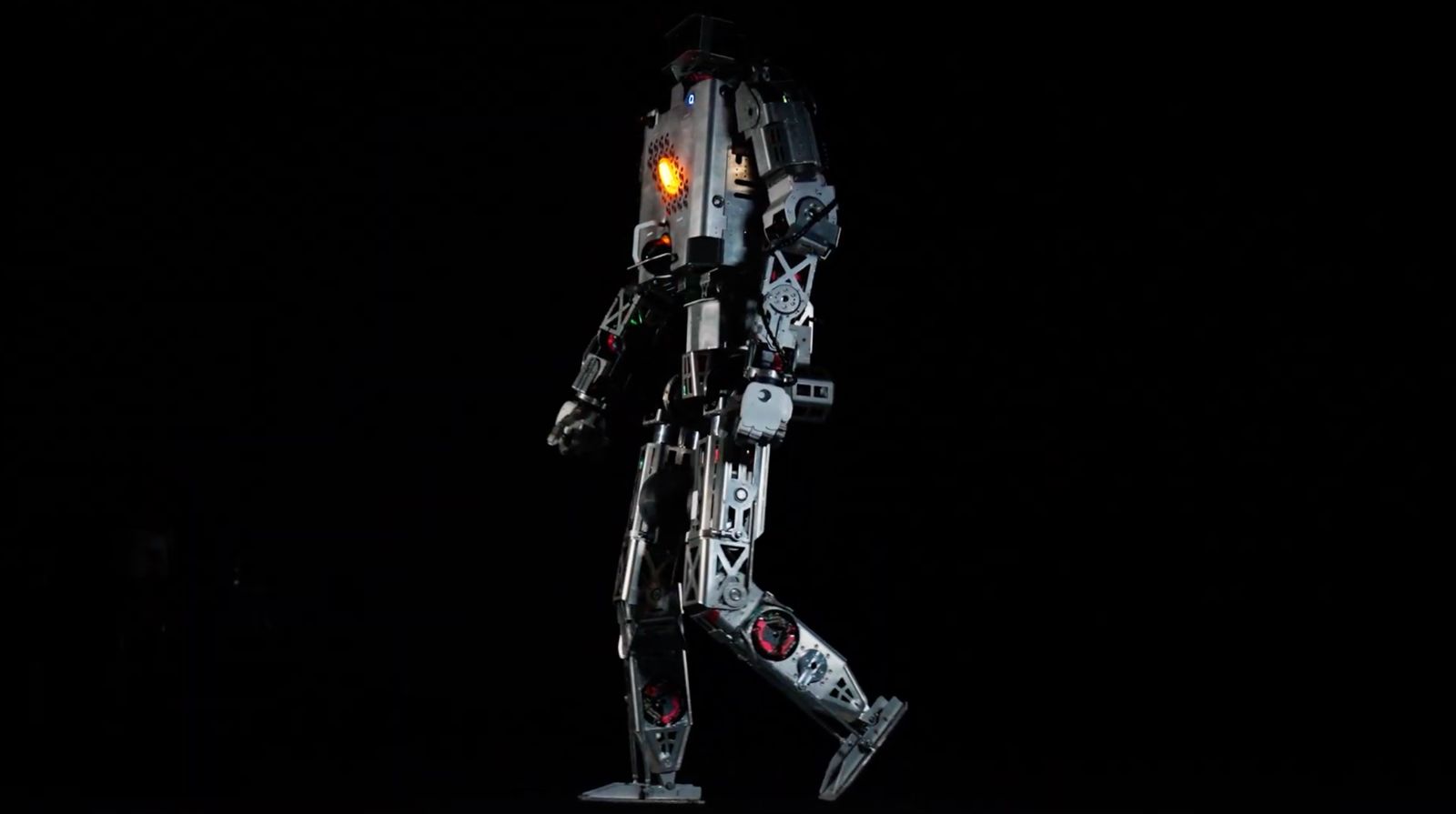 Minerva Humanoid's semi-autonomous humanoid robot